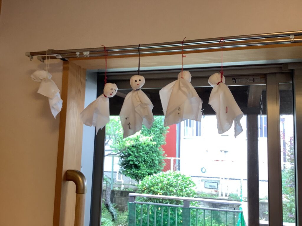 てるてる坊主を作ったら 大場町みんなのいえわたせハウス